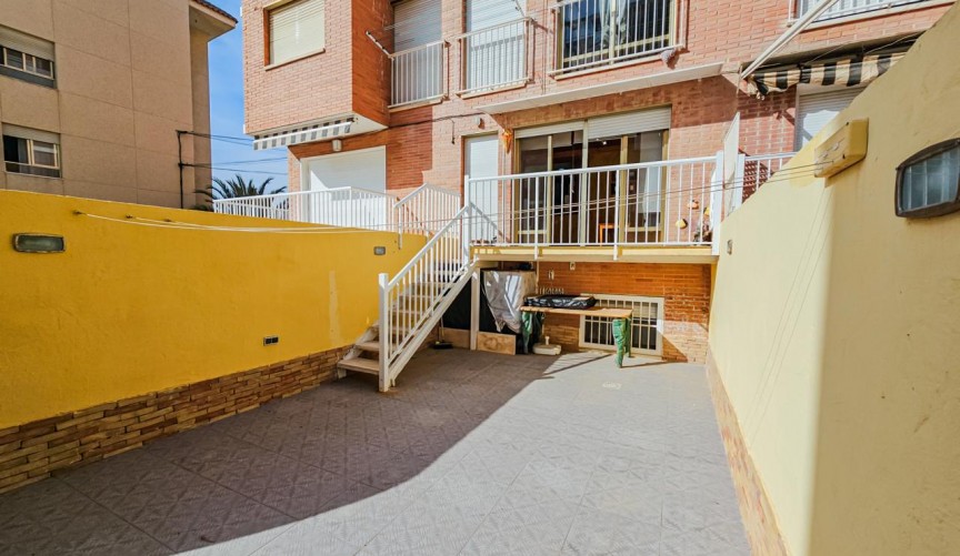 Återförsäljning - Duplex -
Guardamar del Segura - Costa Blanca