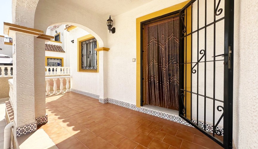 Återförsäljning - Duplex -
Orihuela Costa - Costa Blanca