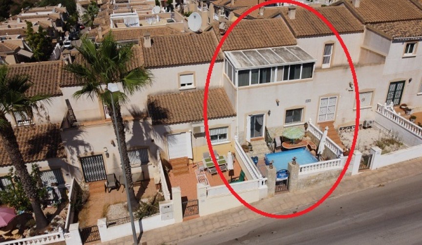 Återförsäljning - Duplex -
Orihuela Costa - Costa Blanca