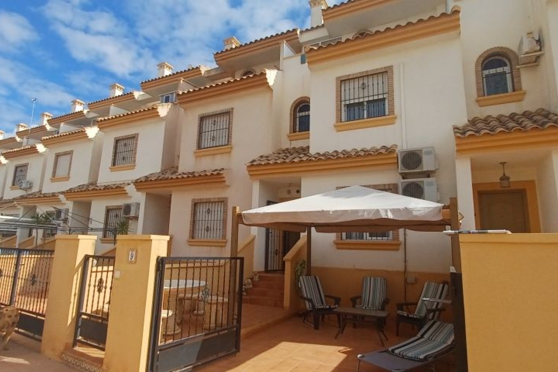 Återförsäljning - Duplex -
Orihuela Costa - Costa Blanca