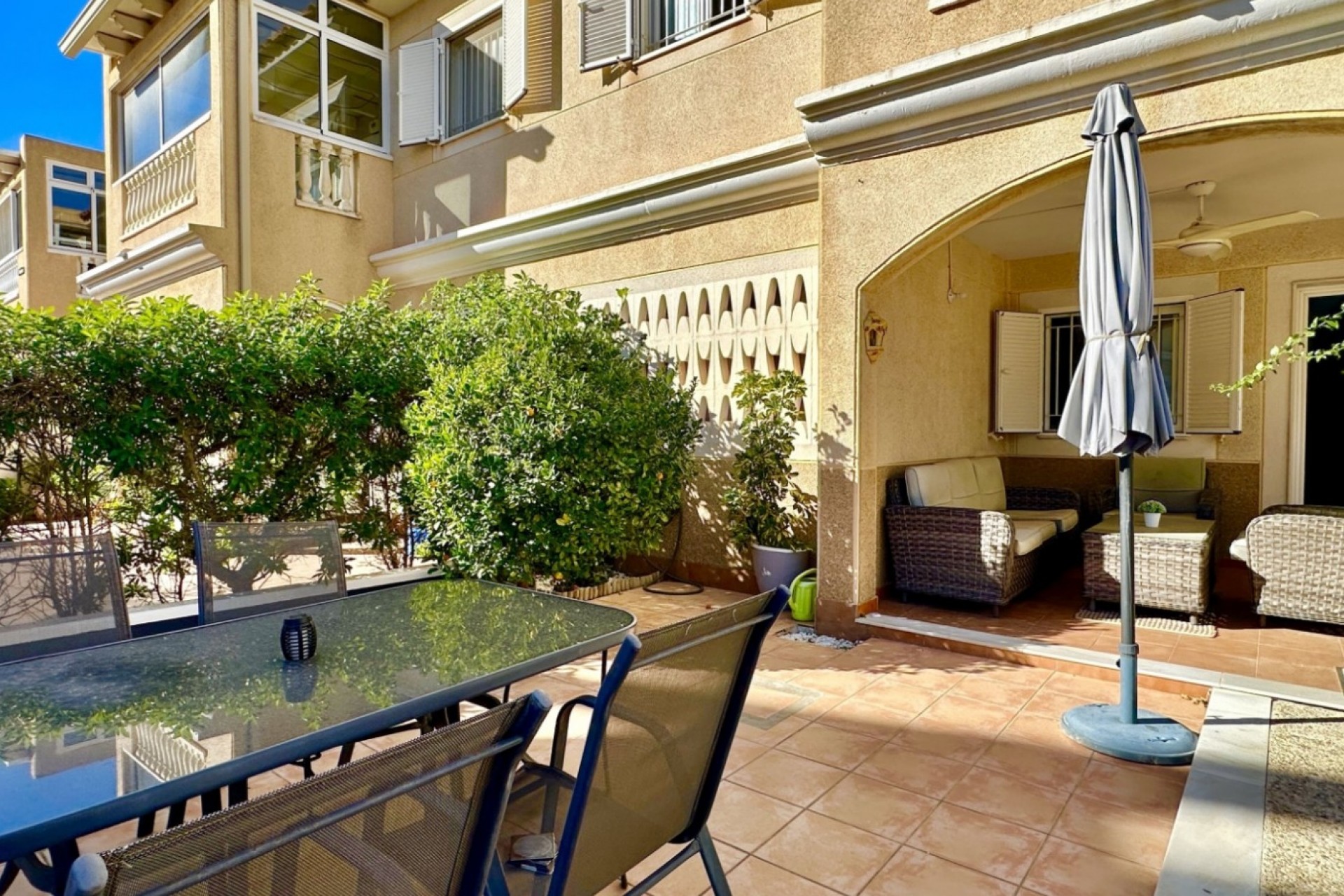 Återförsäljning - Duplex -
Orihuela Costa - Costa Blanca