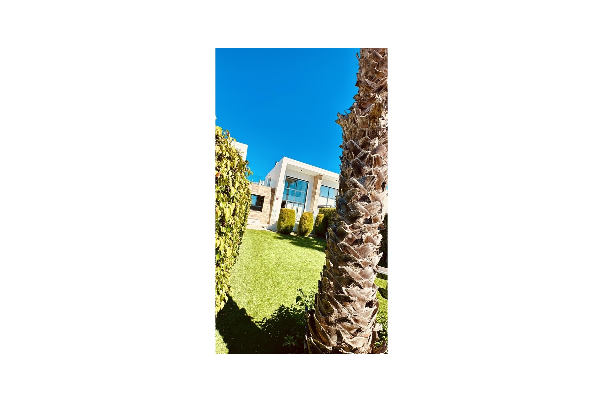 Återförsäljning - Duplex -
Orihuela Costa - Costa Blanca
