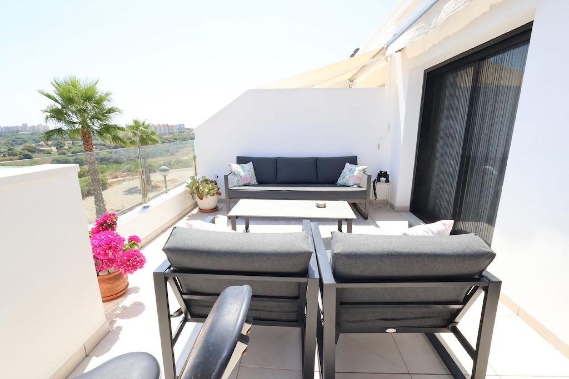 Återförsäljning - Duplex -
Orihuela Costa - Costa Blanca