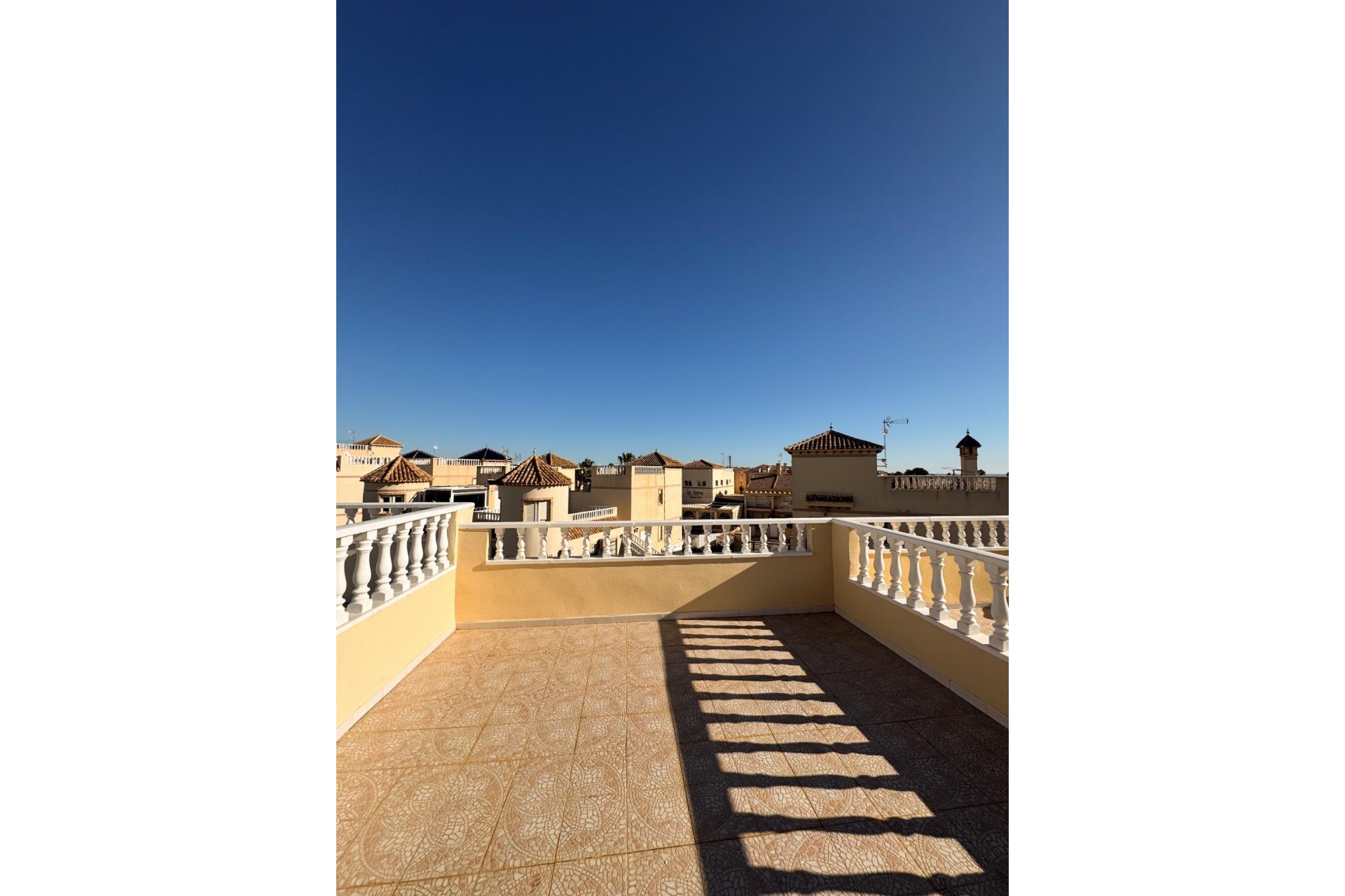 Återförsäljning - Duplex -
Orihuela Costa - Los Almendros-la Florida