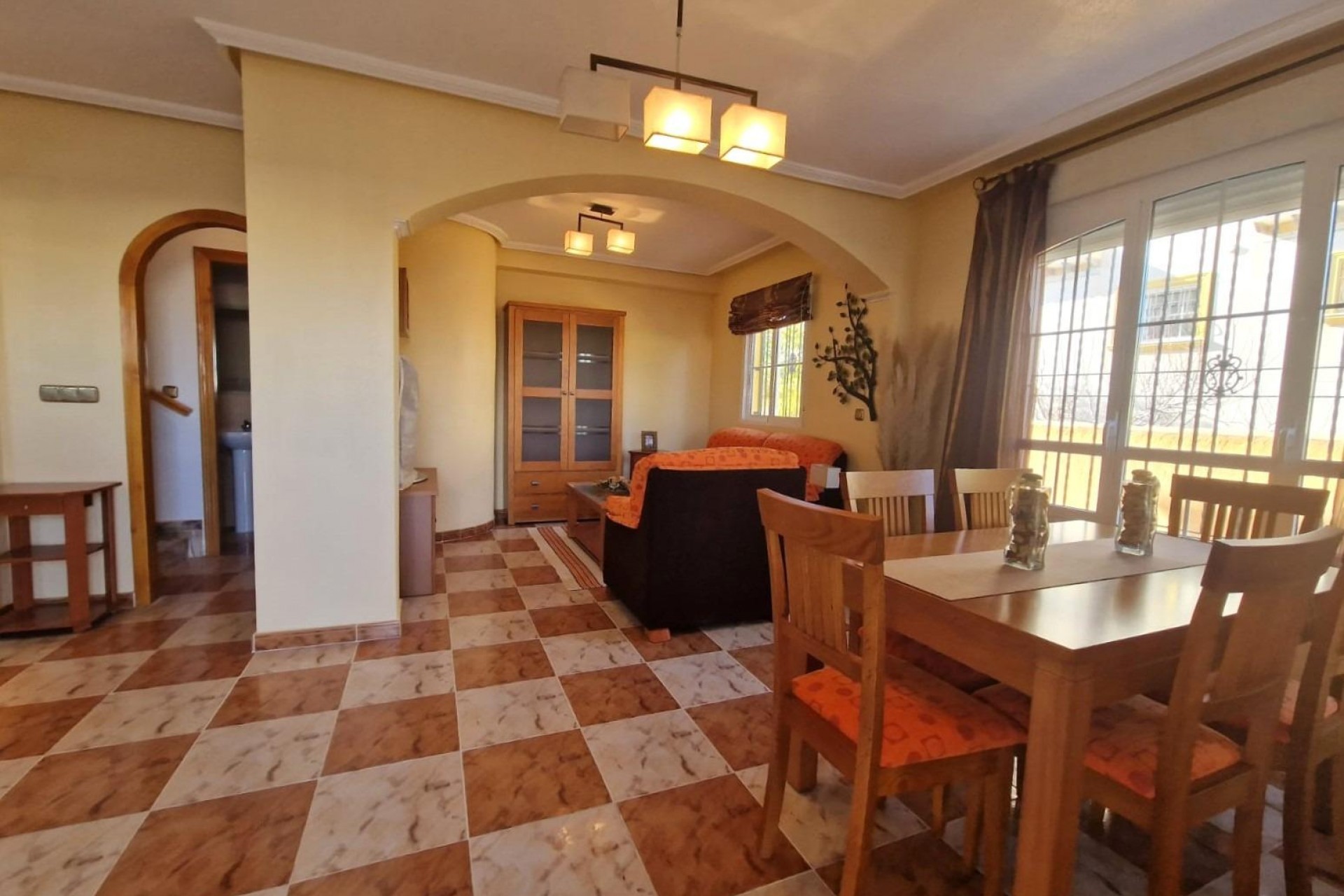 Återförsäljning - Duplex -
Orihuela Costa - Montezenia