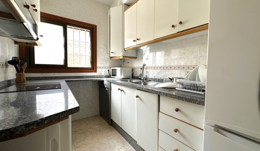 Återförsäljning - Duplex -
Orihuela - Inland