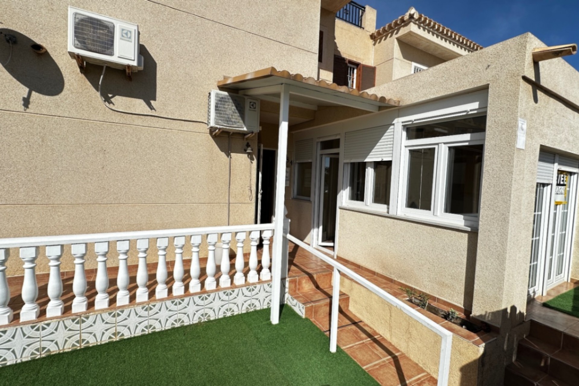 Återförsäljning - Duplex -
Orihuela - Inland