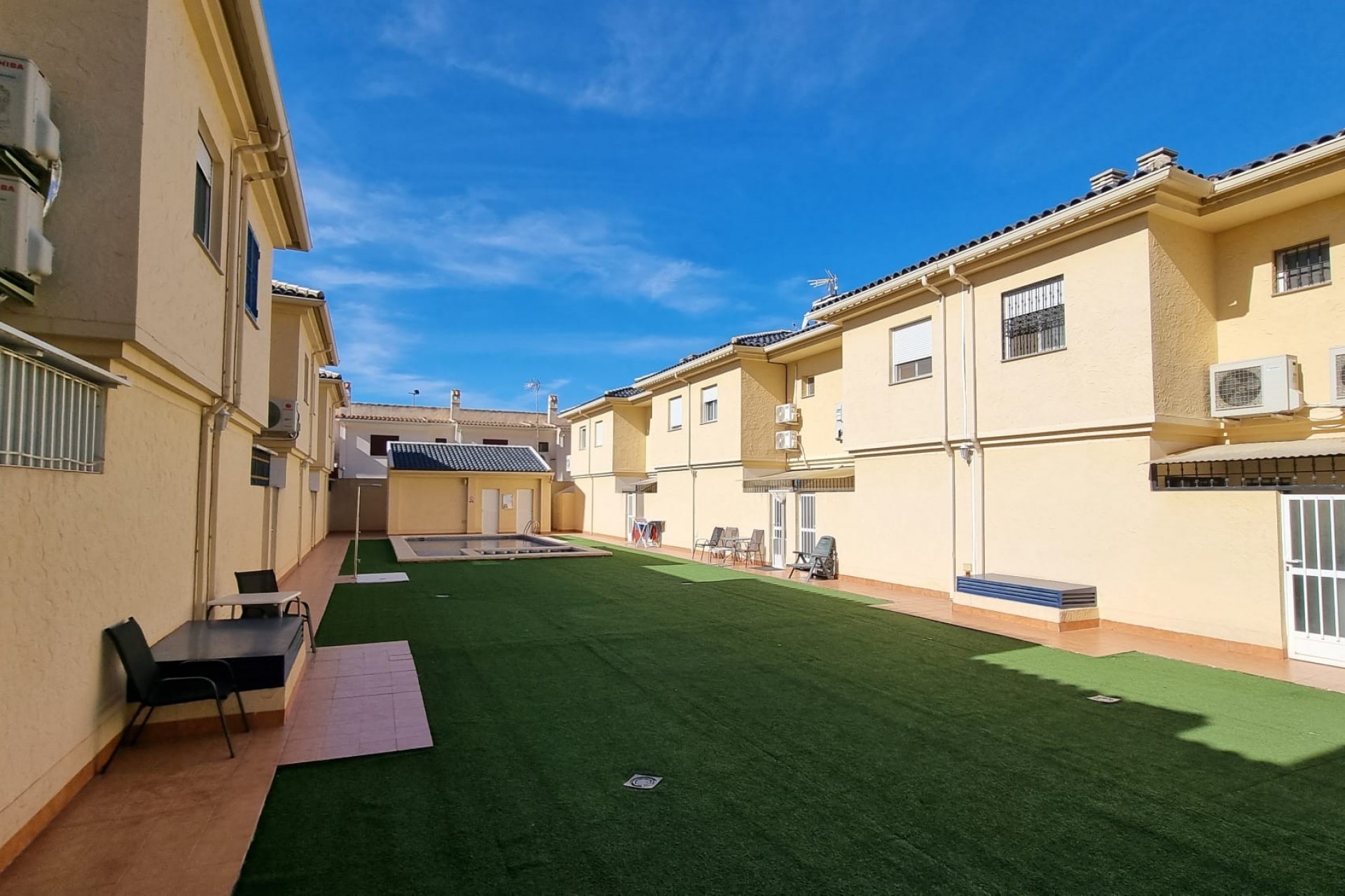 Återförsäljning - Duplex -
Orihuela - Inland