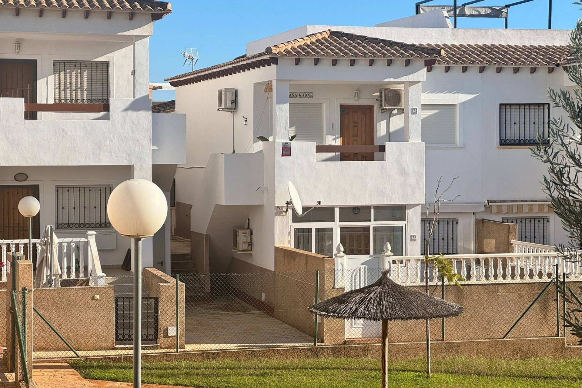 Återförsäljning - Duplex -
Orihuela - Los Balcones Y Los Altos
