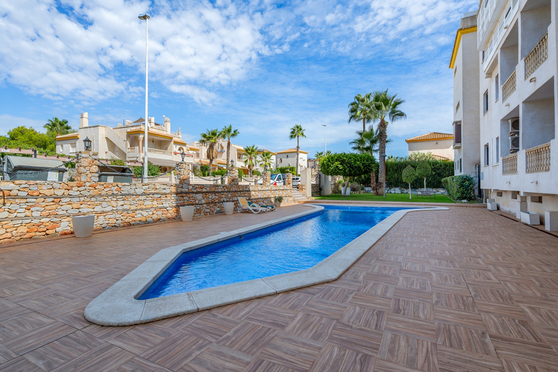 Återförsäljning - Duplex Penthouse -
Dehesa de Campoamor - Costa Blanca