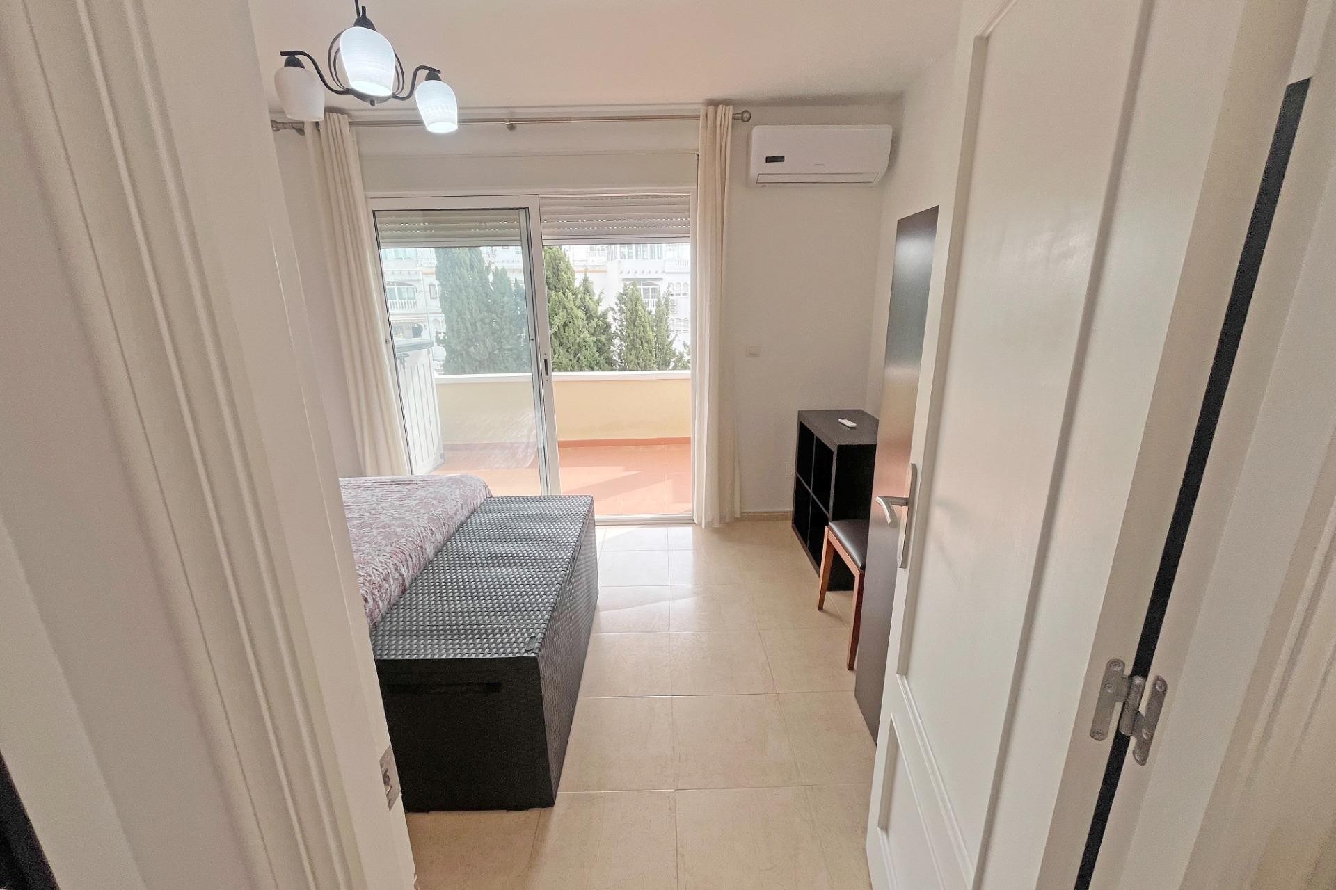 Återförsäljning - Duplex -
San Miguel de Salinas - Las Filipinas