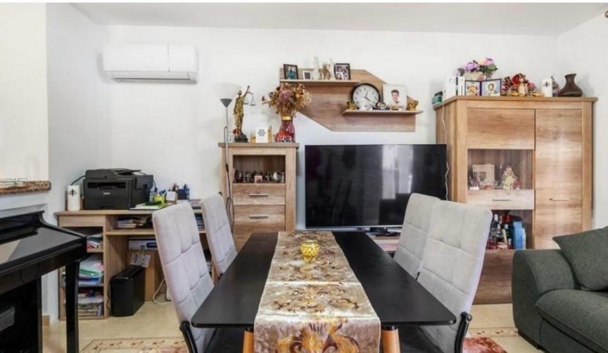 Återförsäljning - Duplex -
San Miguel de Salinas - Las Filipinas