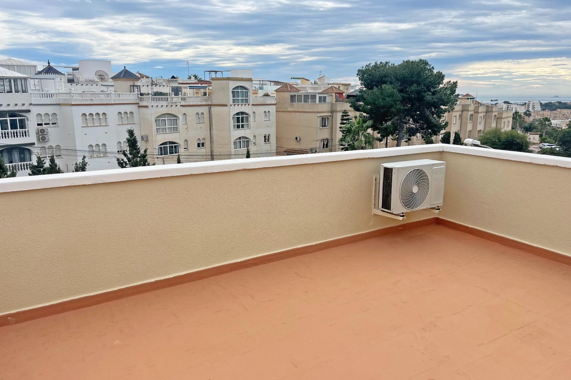 Återförsäljning - Duplex -
San Miguel de Salinas - Las Filipinas