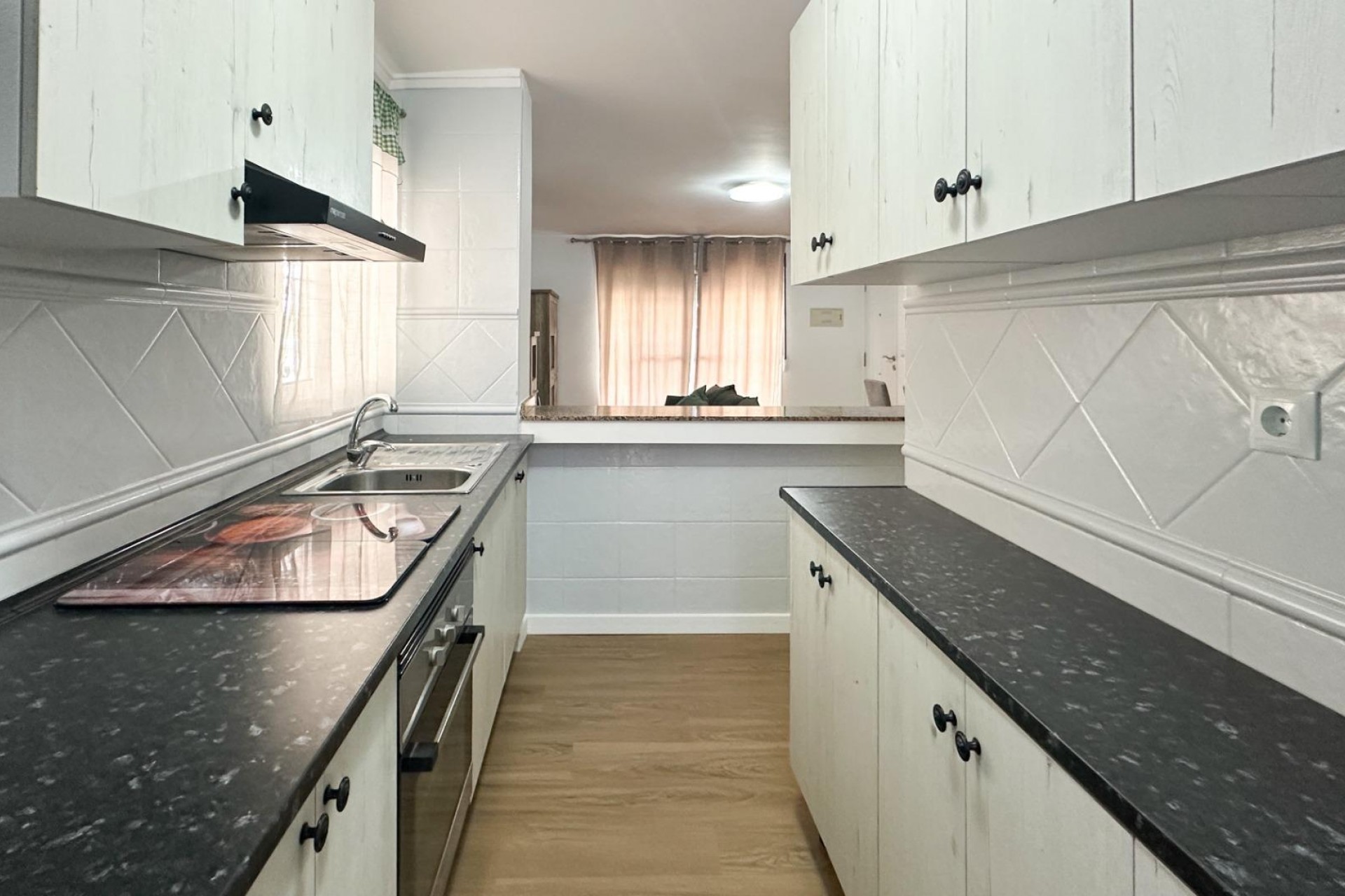 Återförsäljning - Duplex -
San Miguel de Salinas - Las Filipinas