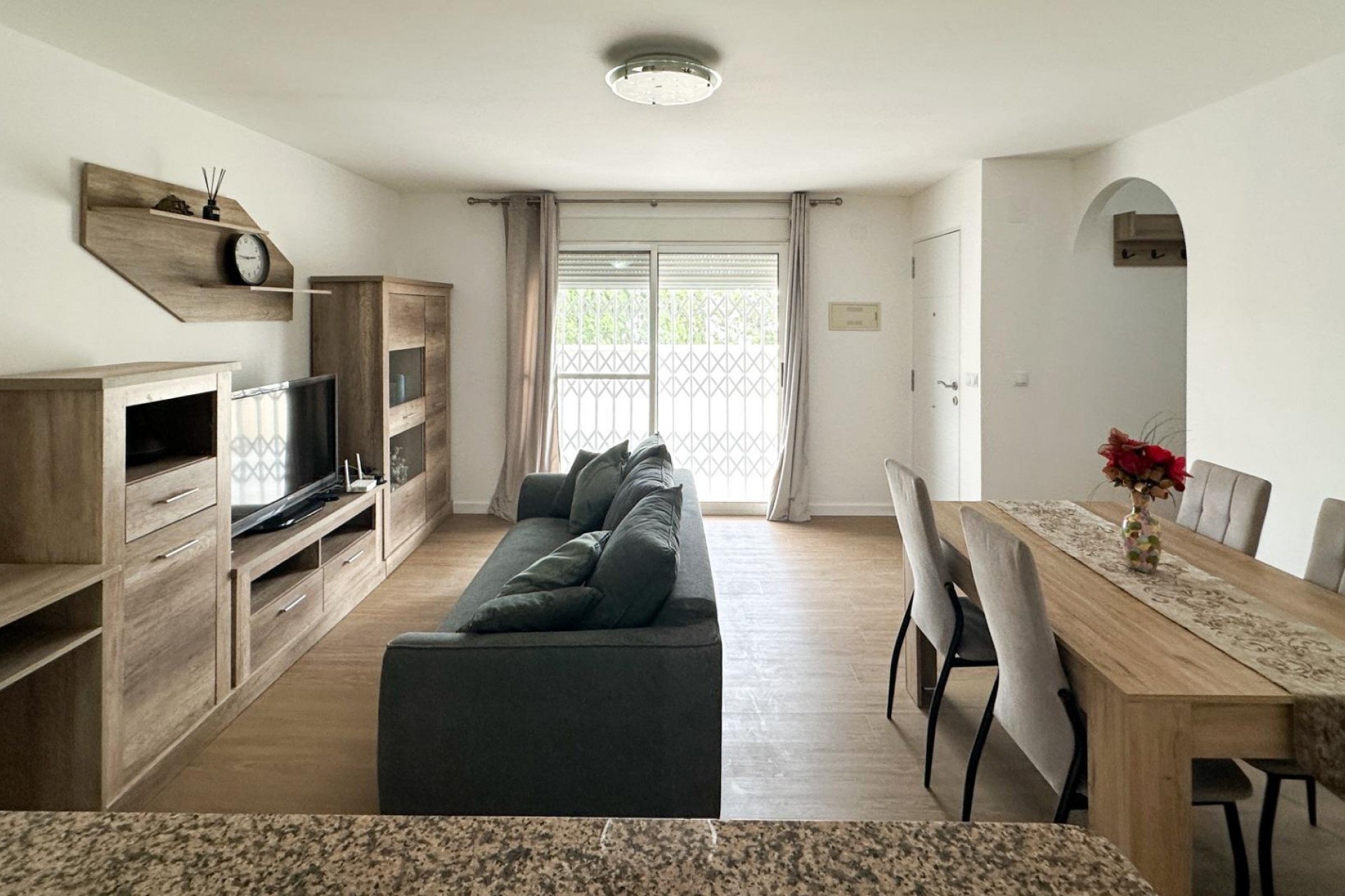 Återförsäljning - Duplex -
San Miguel de Salinas - Las Filipinas