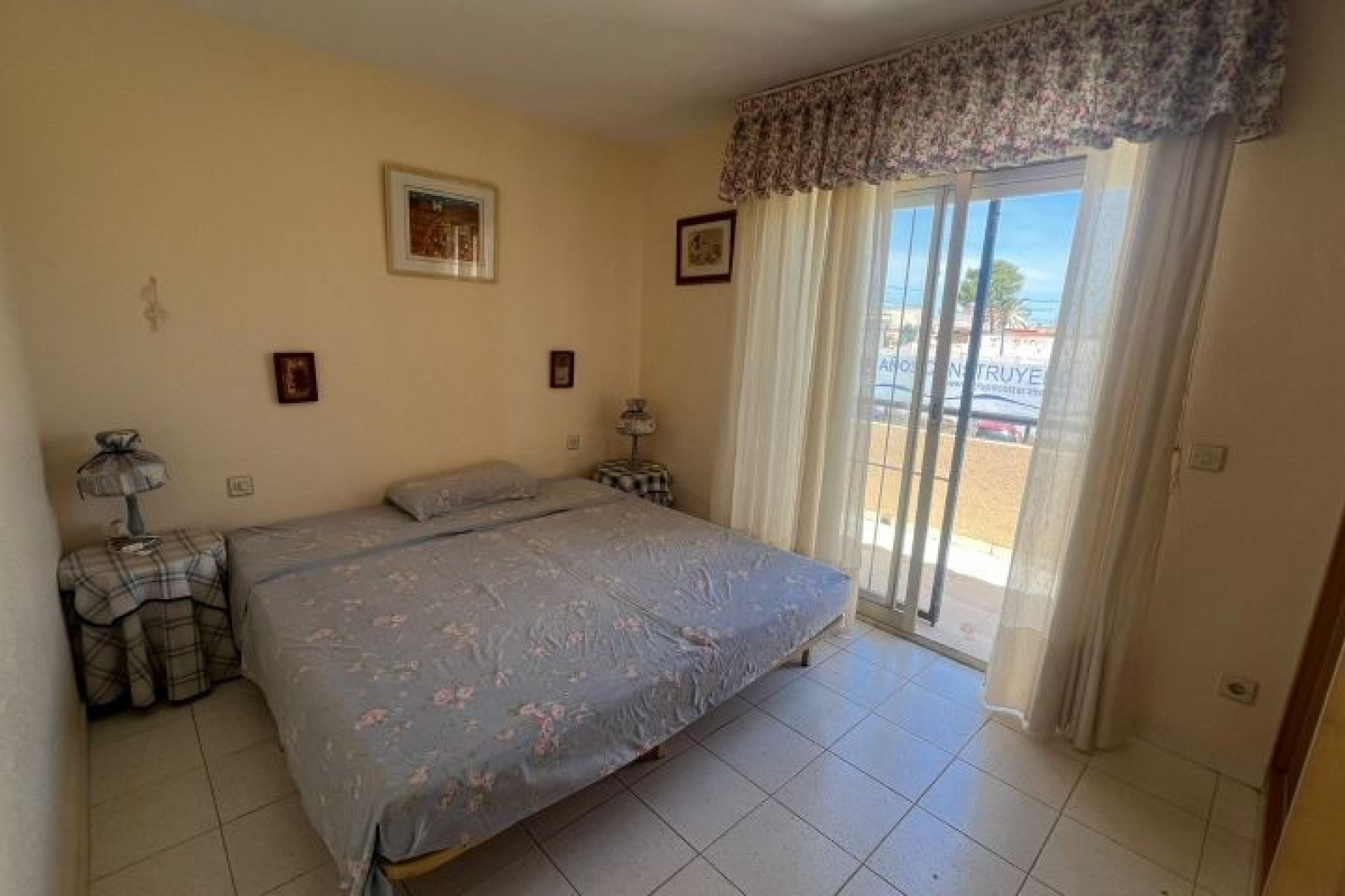 Återförsäljning - Duplex -
Torre de la Horadada - Costa Blanca