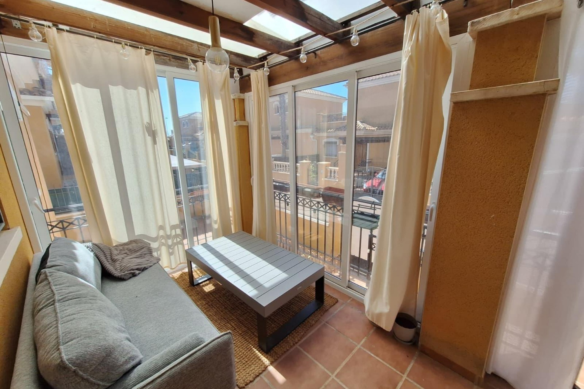 Återförsäljning - Duplex -
Torrevieja - aguas nuevas