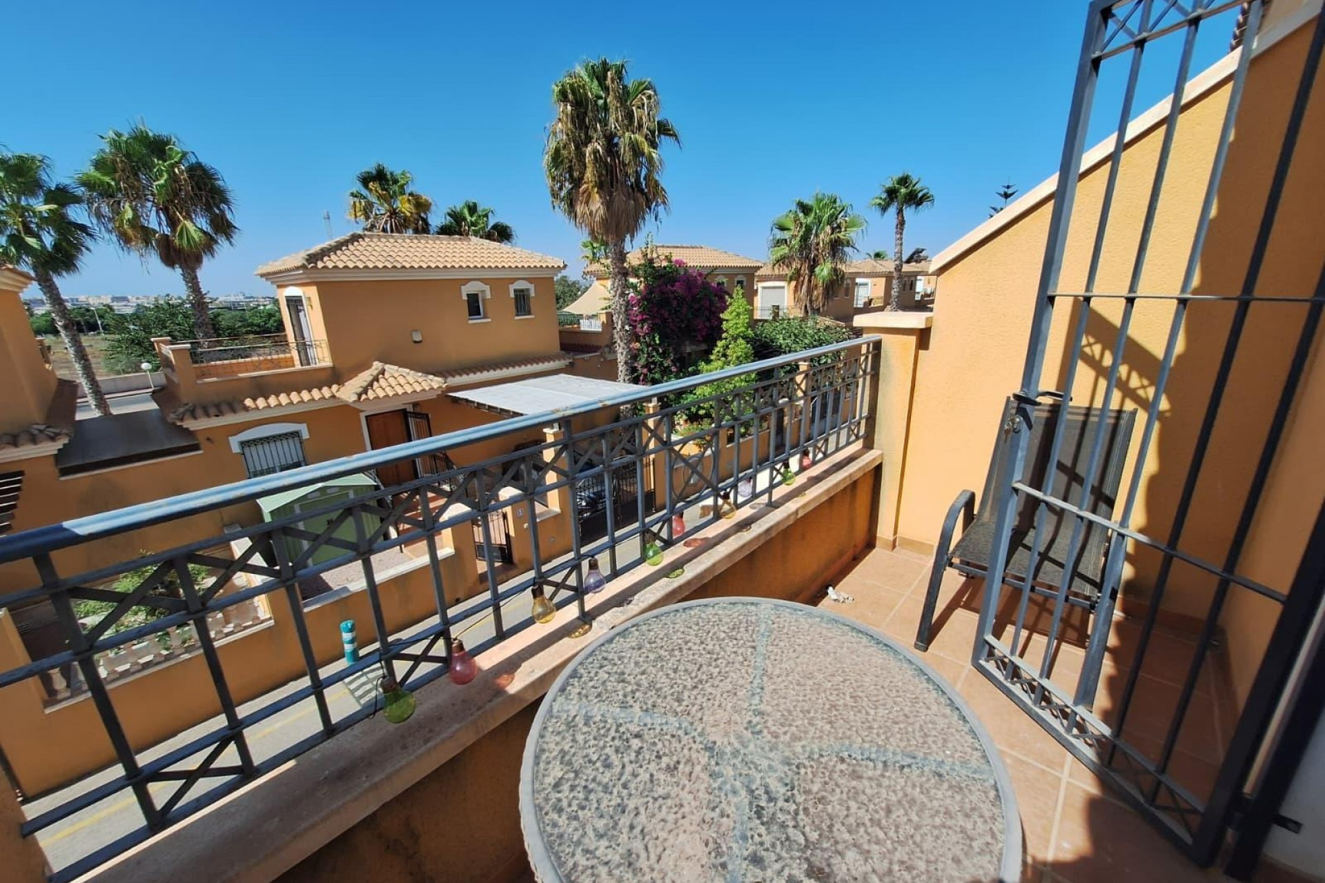 Återförsäljning - Duplex -
Torrevieja - aguas nuevas