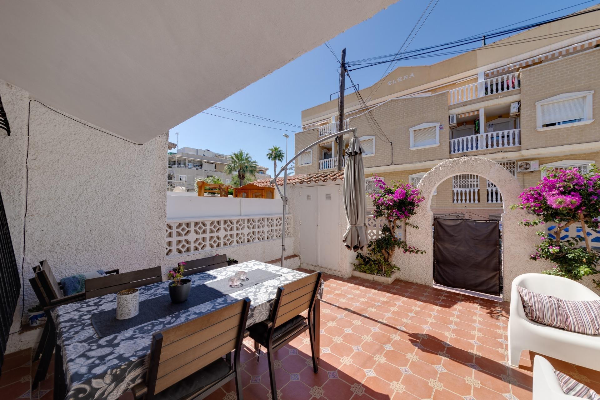 Återförsäljning - Duplex -
Torrevieja - Calas Blanca