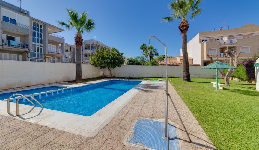 Återförsäljning - Duplex -
Torrevieja - Calas Blanca