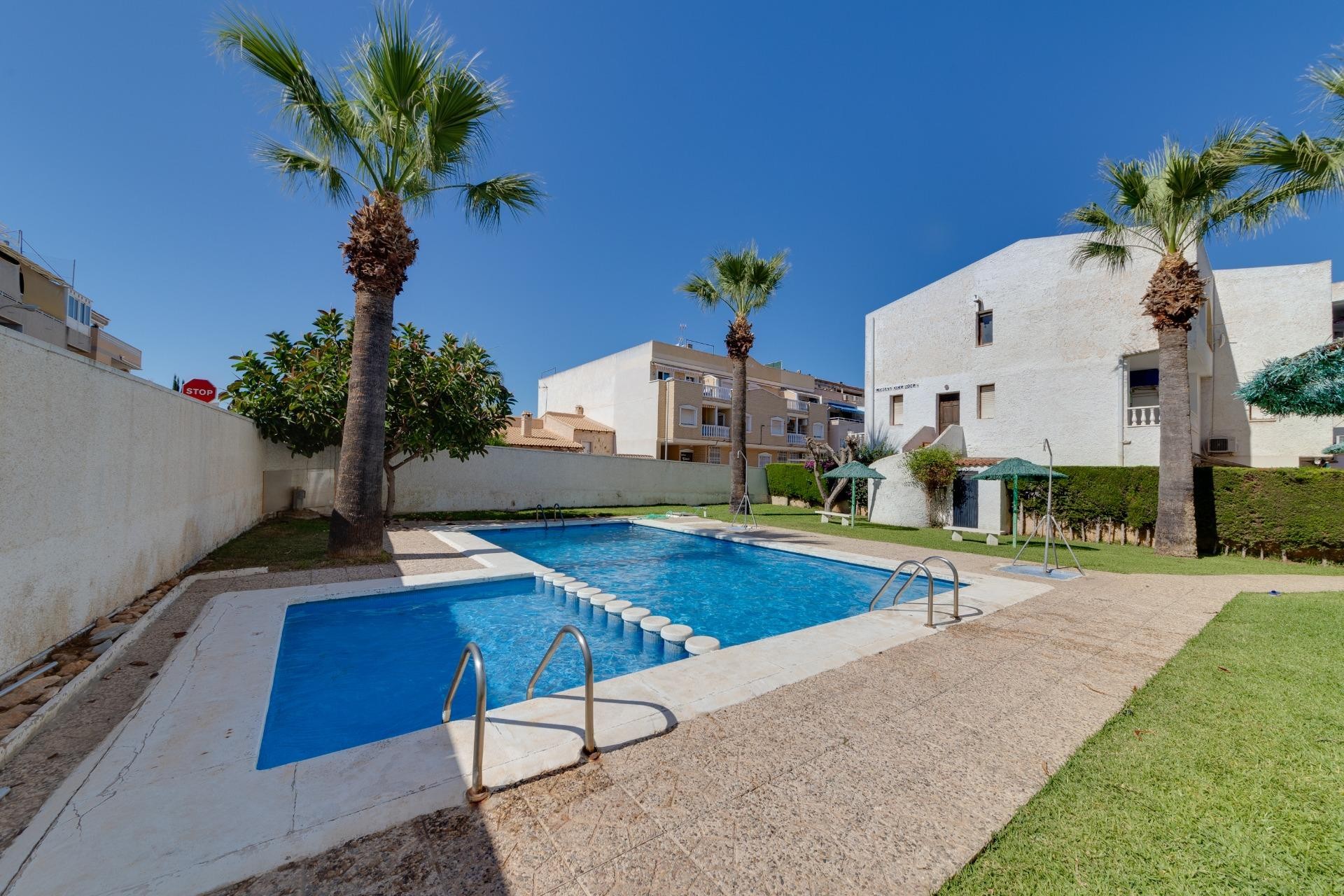 Återförsäljning - Duplex -
Torrevieja - Calas Blanca