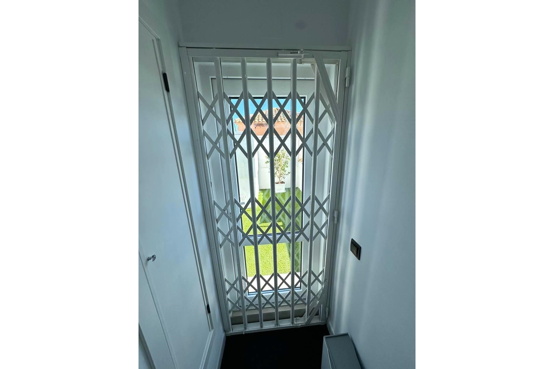 Återförsäljning - Duplex -
Torrevieja - Carrefour