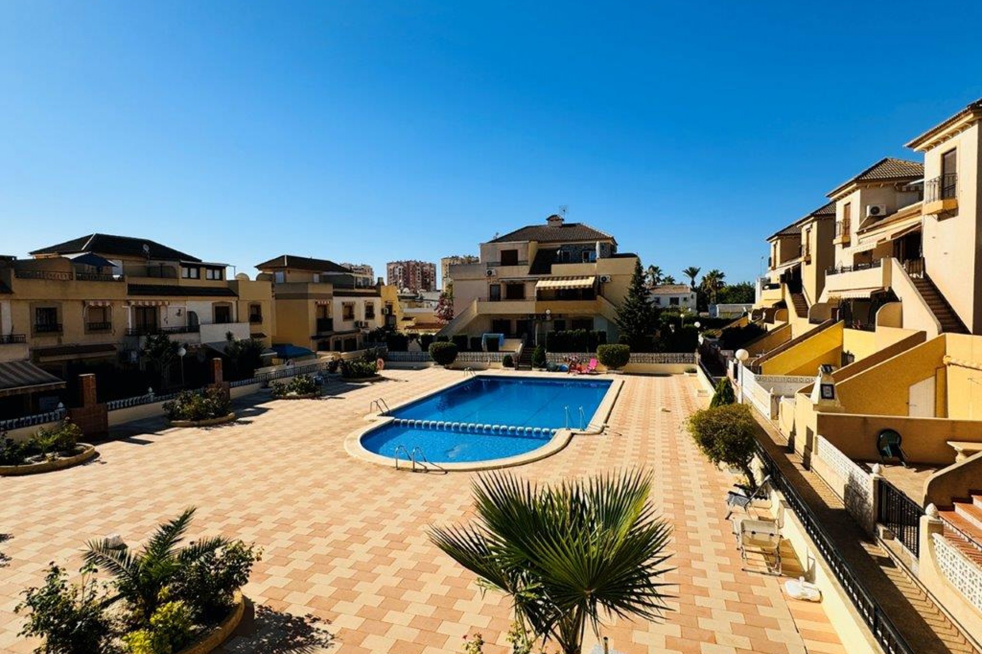 Återförsäljning - Duplex -
Torrevieja - Costa Blanca