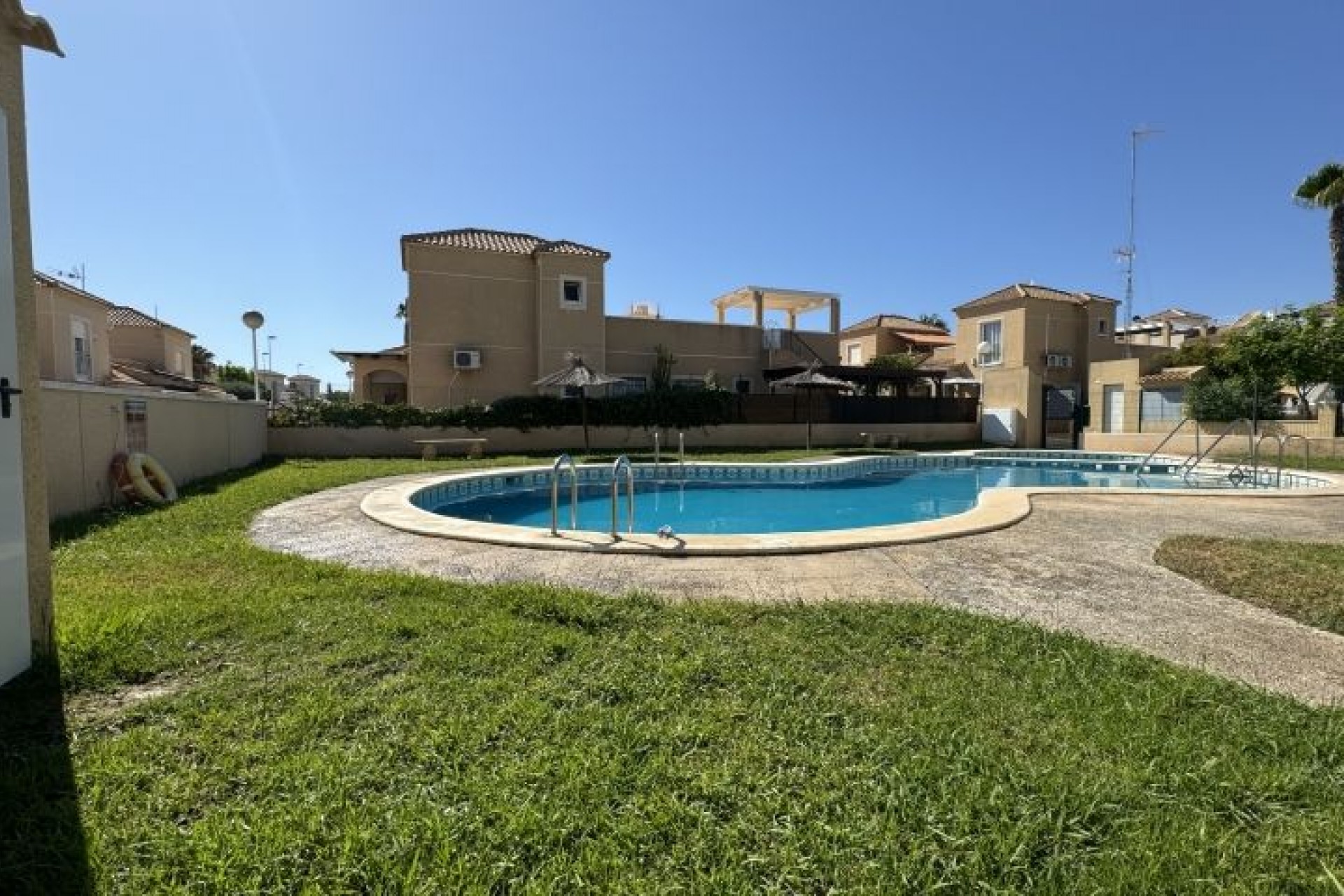 Återförsäljning - Duplex -
Torrevieja - Costa Blanca