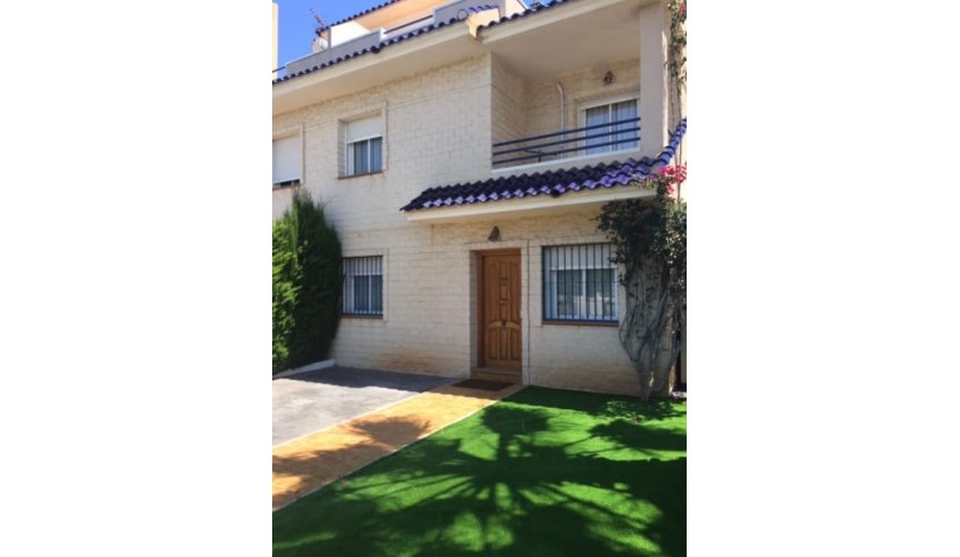 Återförsäljning - Duplex -
Torrevieja - Costa Blanca