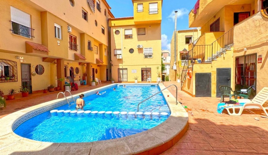 Återförsäljning - Duplex -
Torrevieja - Costa Blanca