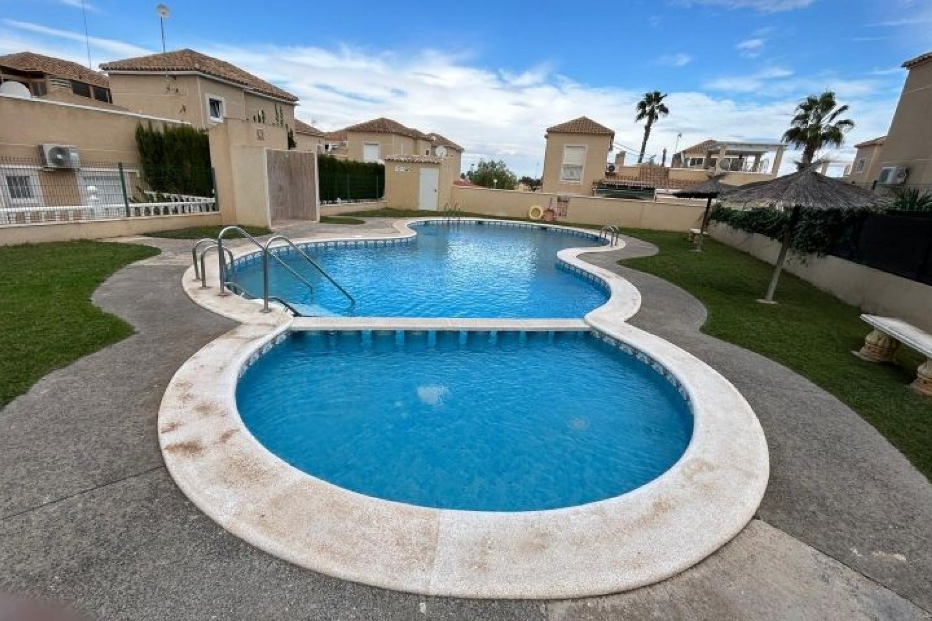 Återförsäljning - Duplex -
Torrevieja - Costa Blanca