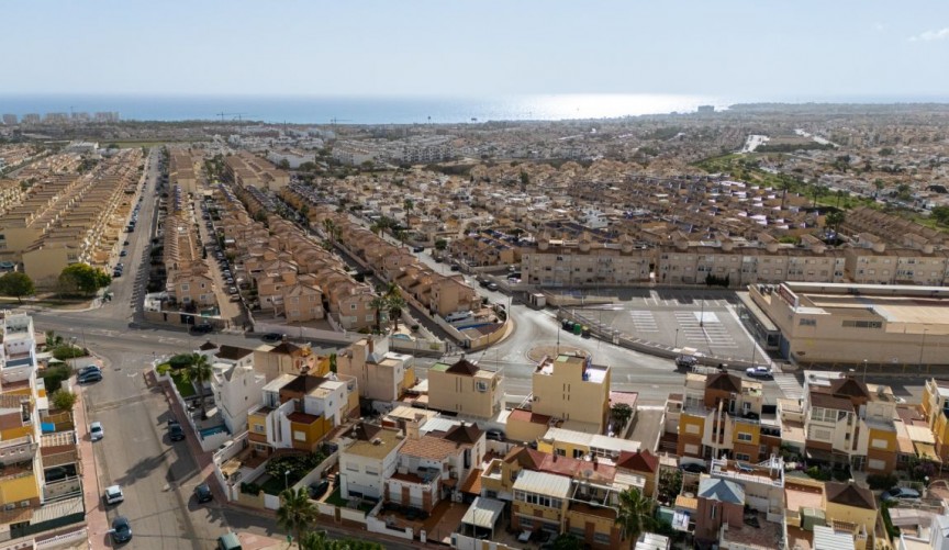 Återförsäljning - Duplex -
Torrevieja - Costa Blanca