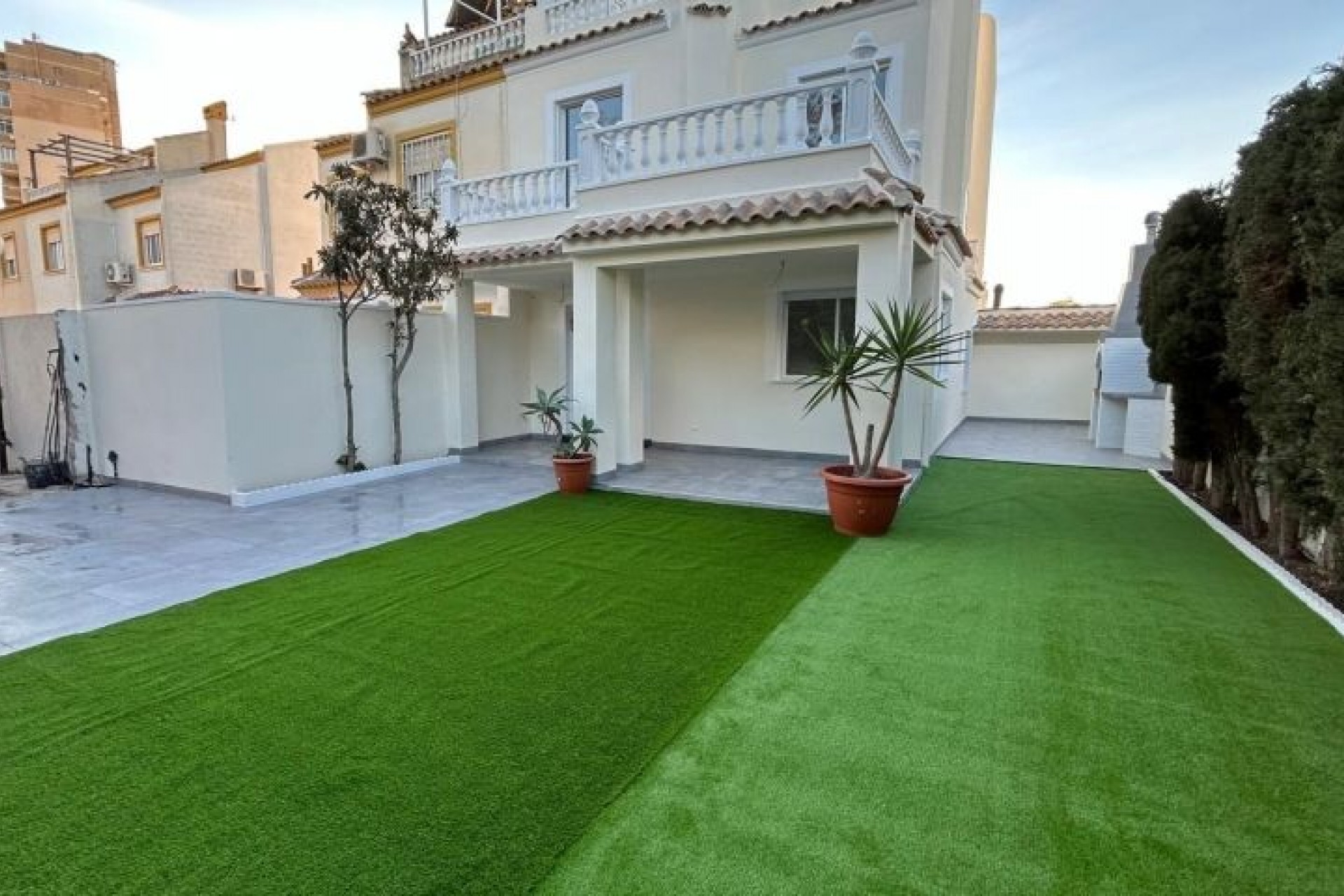 Återförsäljning - Duplex -
Torrevieja - Costa Blanca