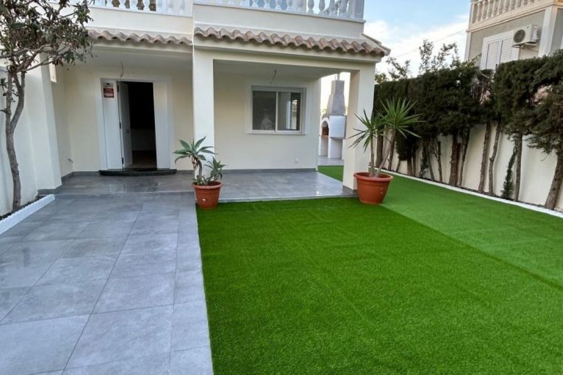 Återförsäljning - Duplex -
Torrevieja - Costa Blanca