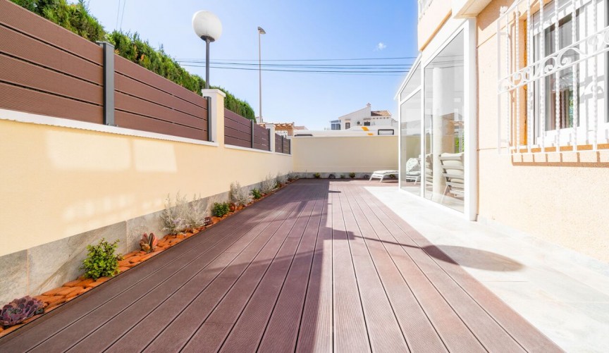 Återförsäljning - Duplex -
Torrevieja - Costa Blanca