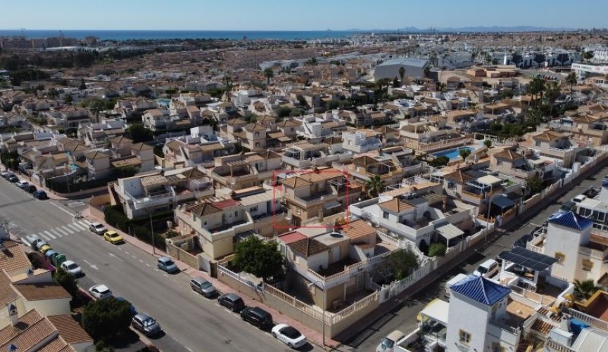 Återförsäljning - Duplex -
Torrevieja - Costa Blanca