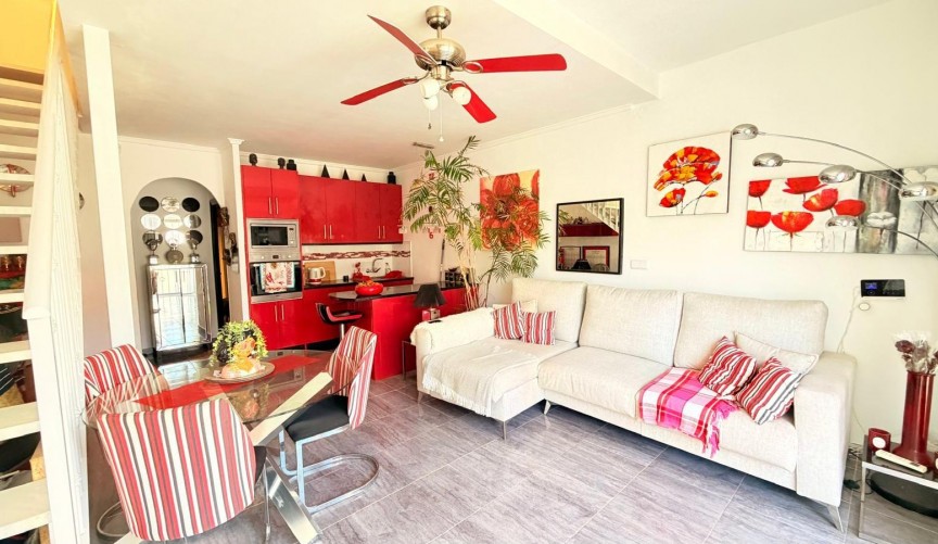 Återförsäljning - Duplex -
Torrevieja - La Siesta - El Salado - Torreta