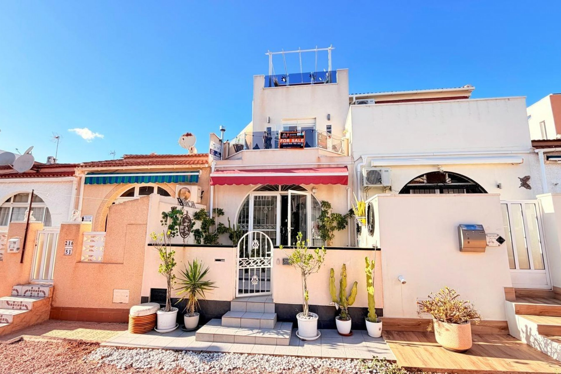 Återförsäljning - Duplex -
Torrevieja - La Siesta - El Salado - Torreta