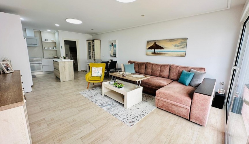 Återförsäljning - Duplex -
Torrevieja - La Siesta