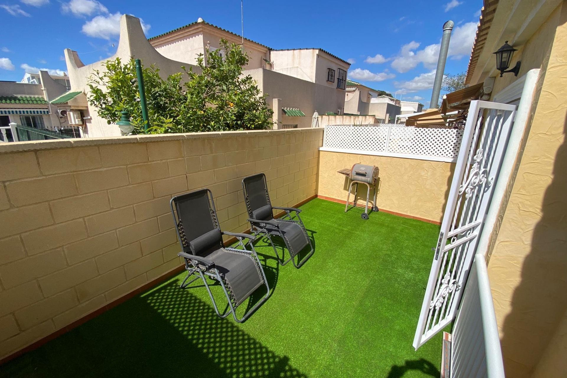 Återförsäljning - Duplex -
Torrevieja - Los Altos