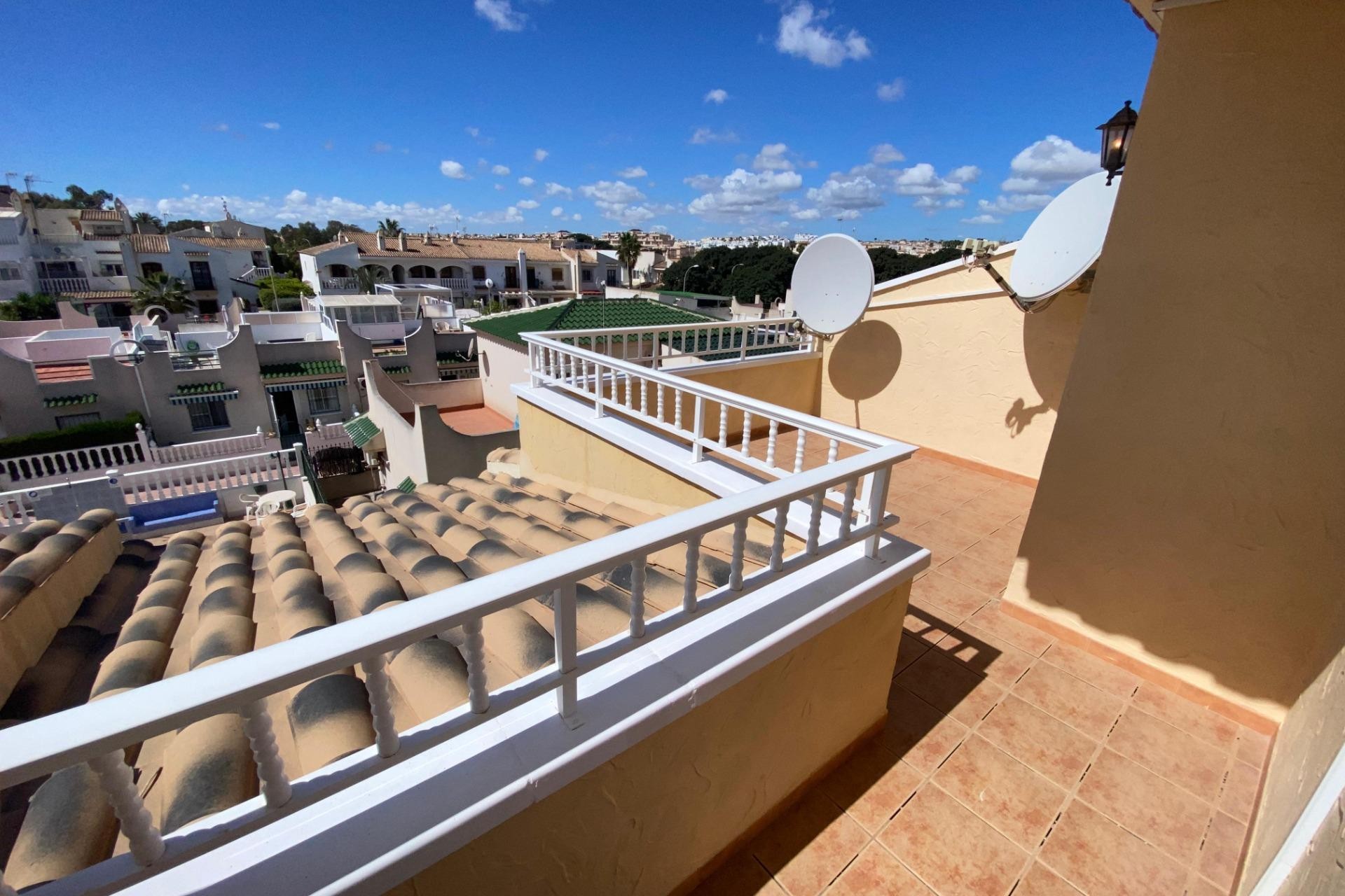 Återförsäljning - Duplex -
Torrevieja - Los Altos