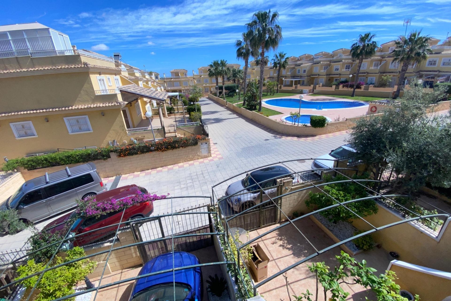 Återförsäljning - Duplex -
Torrevieja - Los Altos