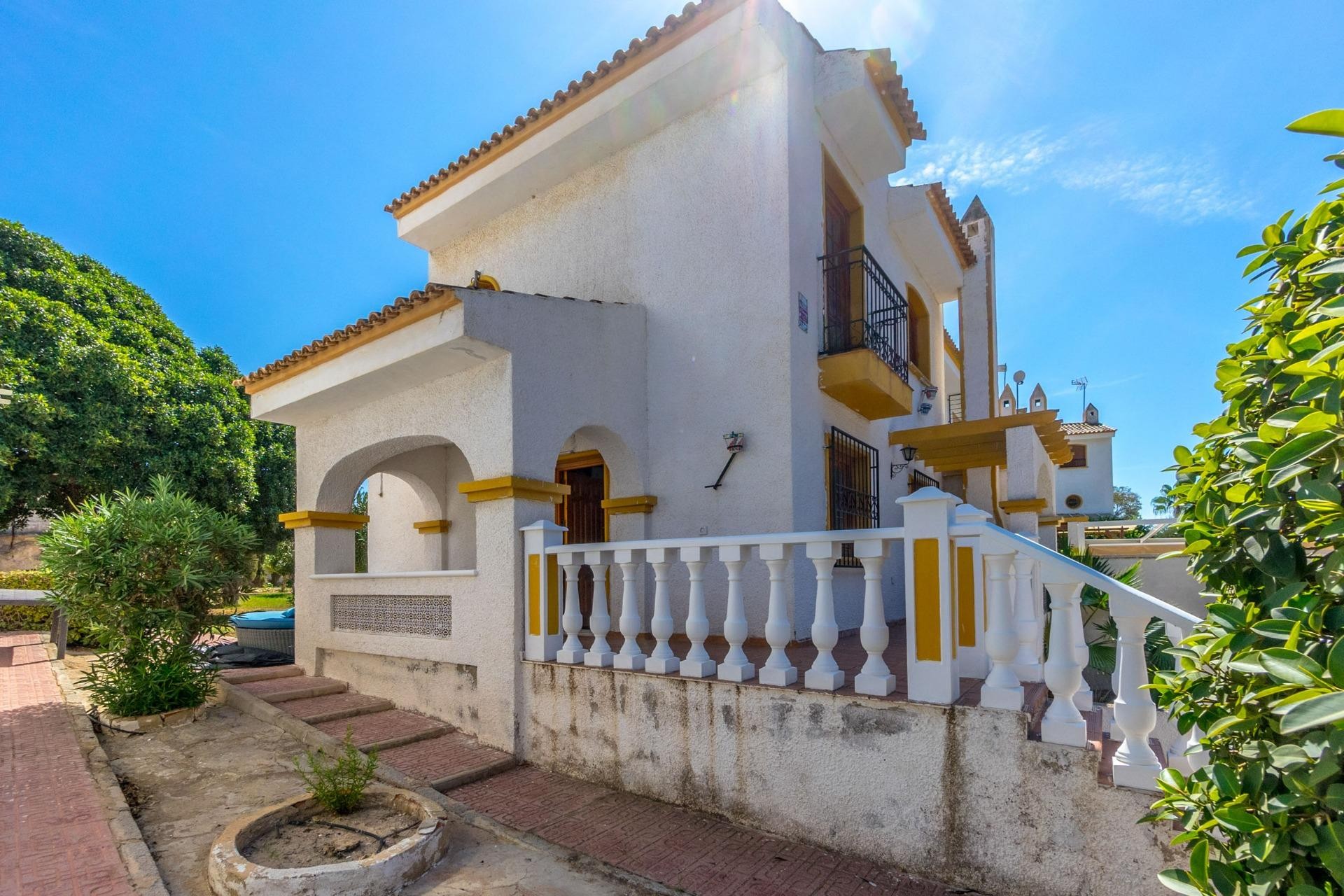 Återförsäljning - Duplex -
Torrevieja - Los Altos