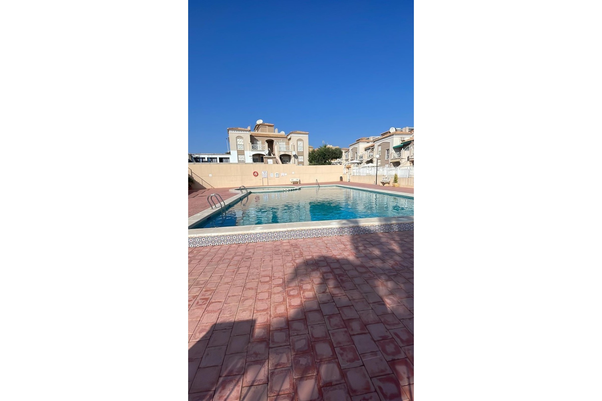 Återförsäljning - Duplex -
Torrevieja - Los Altos