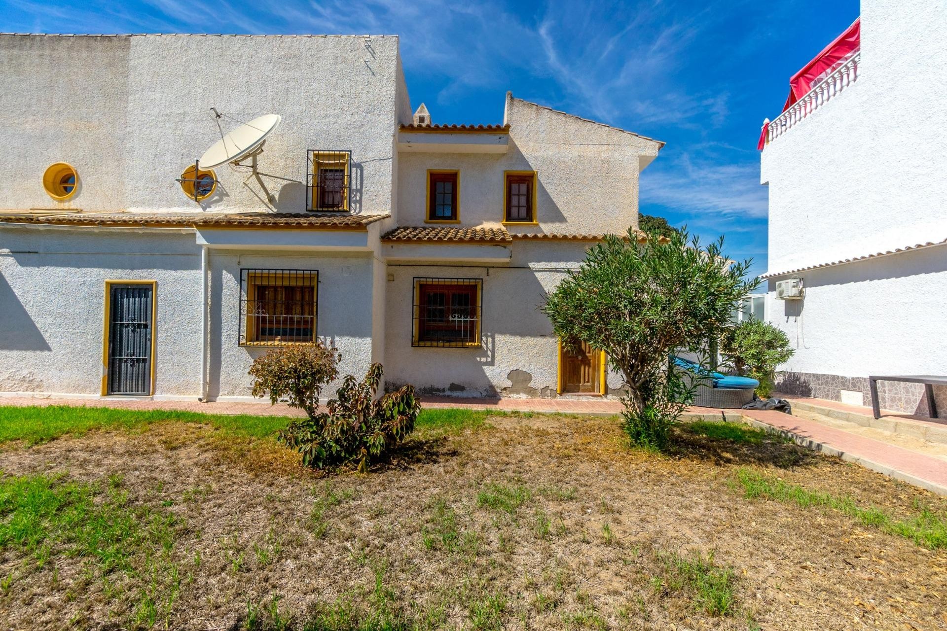 Återförsäljning - Duplex -
Torrevieja - Los Altos