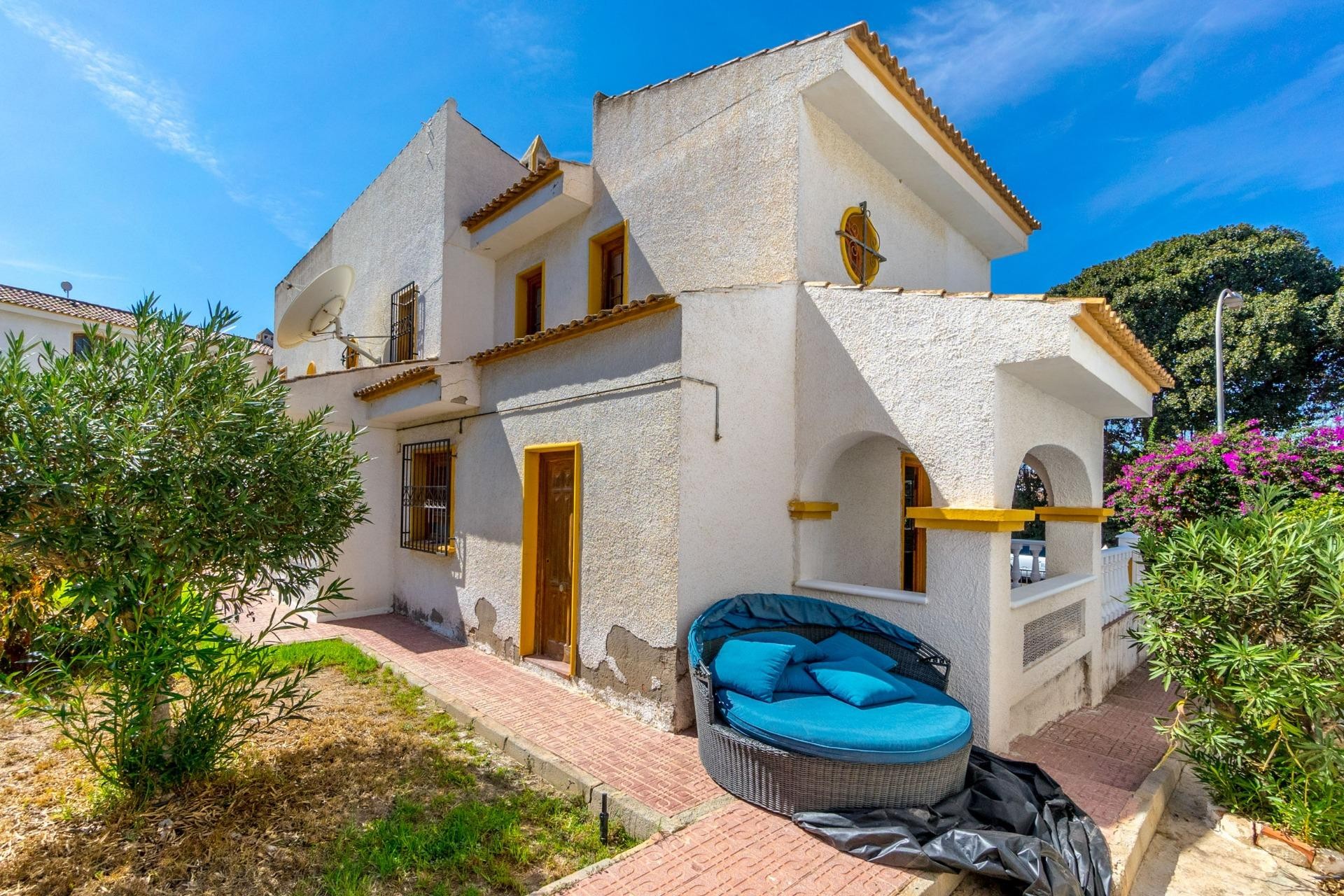 Återförsäljning - Duplex -
Torrevieja - Los Altos