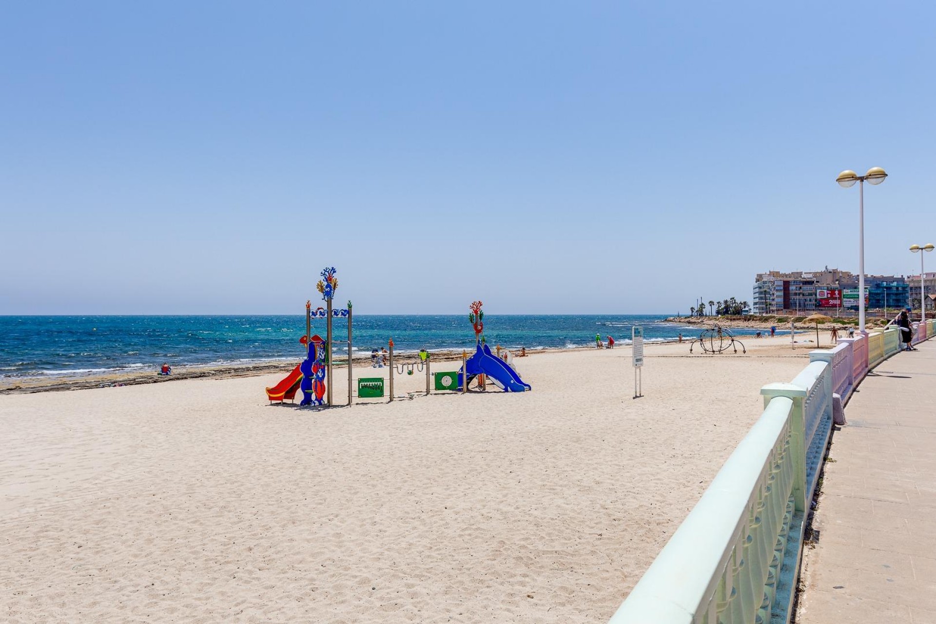 Återförsäljning - Duplex -
Torrevieja - Playa de los Locos