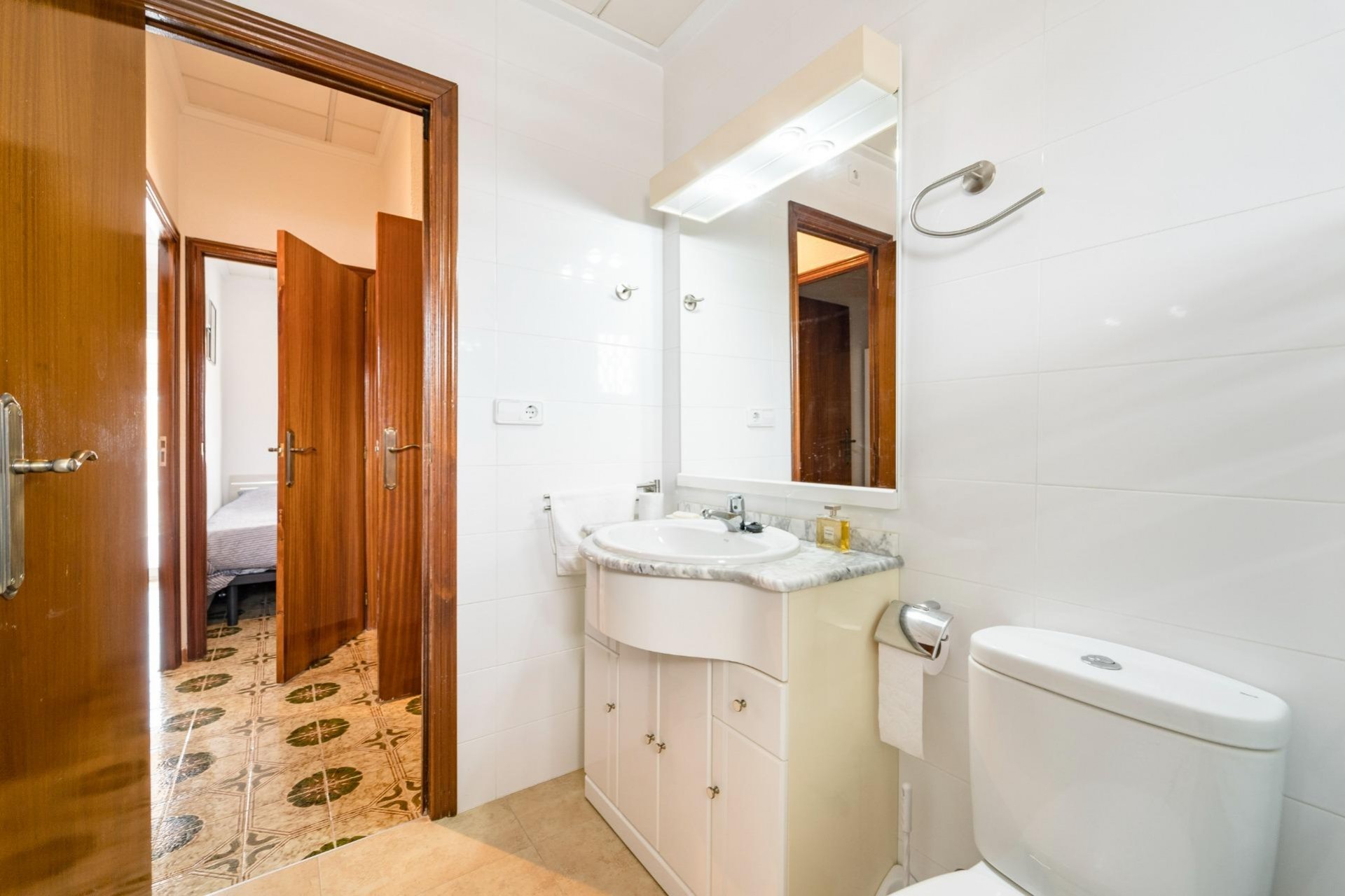 Återförsäljning - Duplex -
Torrevieja - Playa De Los Naufragos