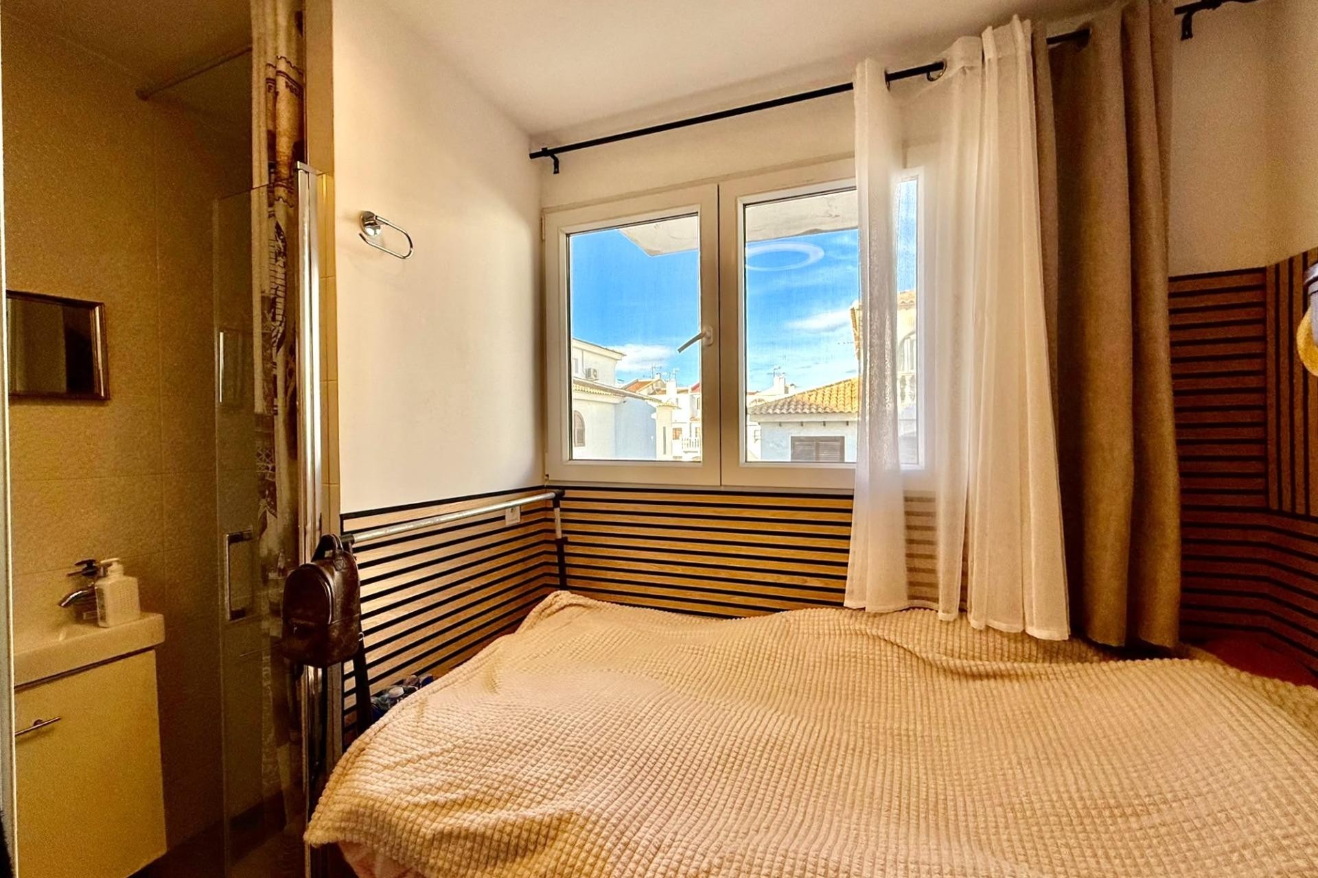 Återförsäljning - Duplex -
Torrevieja - Playa del Cura