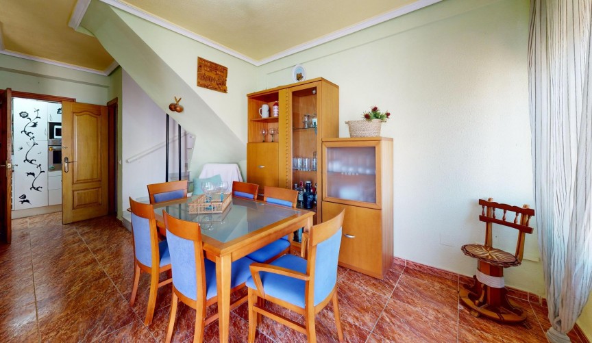 Återförsäljning - Duplex -
Torrevieja - Torretas